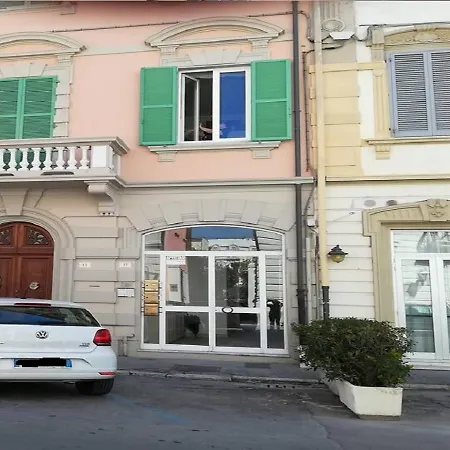 Casa Gioia House Gioia アパート ヴィアレッジョ